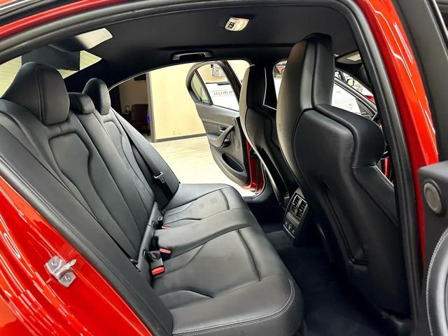 Photo of 2018 Sakhir Orange BMW M3