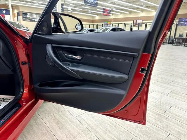 Photo of 2018 Sakhir Orange BMW M3