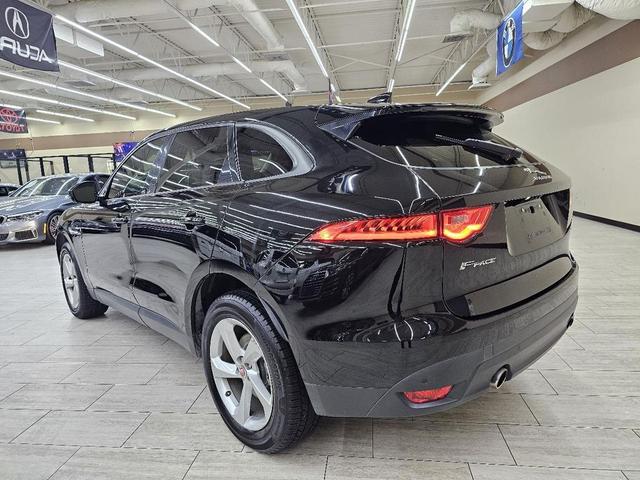 Photo of 2017 Black Jaguar F-PACE