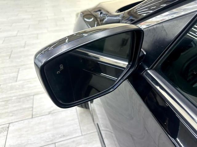 Photo of 2017 Black Acura ILX