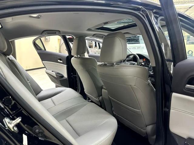 Photo of 2017 Black Acura ILX