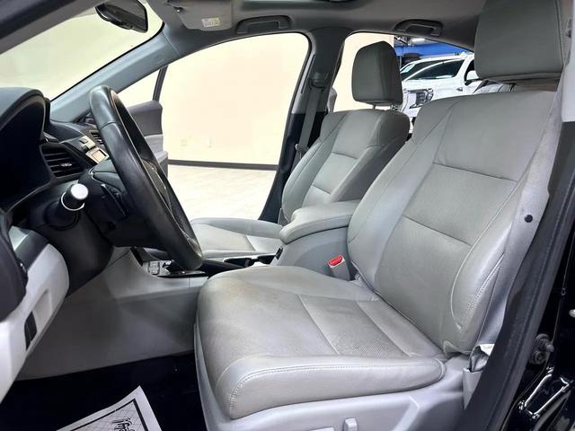 Photo of 2017 Black Acura ILX