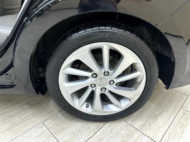 Photo of 2017 Black Acura ILX