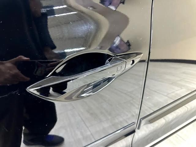 Photo of 2017 Black Acura ILX