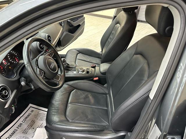 Photo of 2015 Gray Audi A3