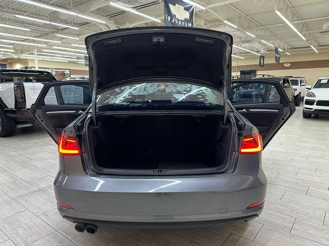 Photo of 2015 Gray Audi A3
