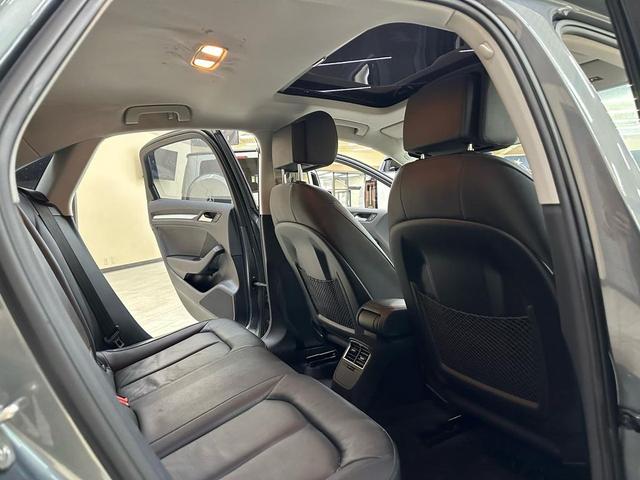 Photo of 2015 Gray Audi A3