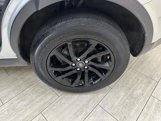 Photo of 2019 Gray Land Rover Discovery Sport