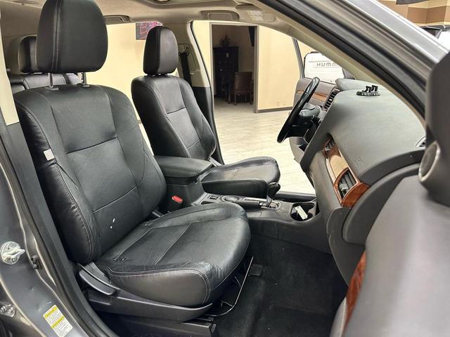 Photo of 2014 Mercury Gray Pearl Mitsubishi Outlander