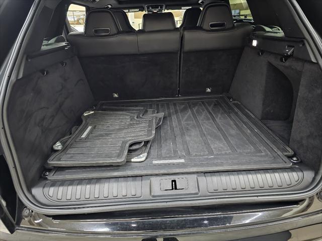 Photo of 2017 Black Land Rover Range Rover Sport