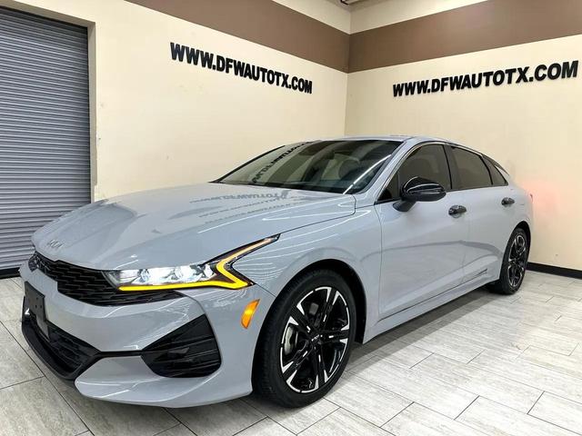 Photo of 2023 Wolf Gray Kia K5