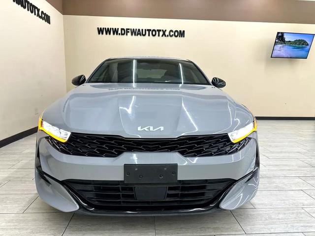 Photo of 2023 Wolf Gray Kia K5