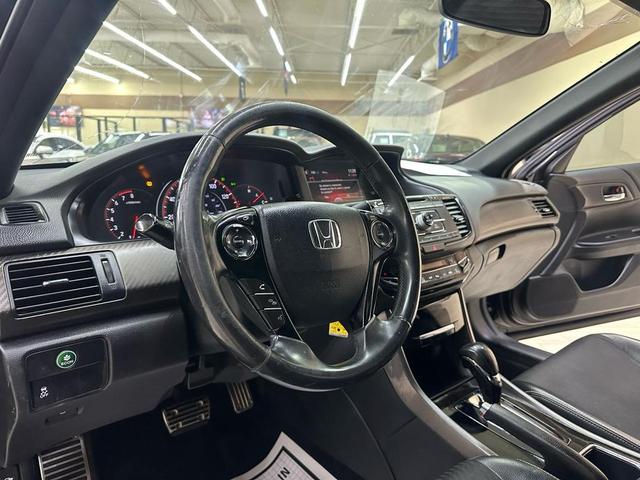 Photo of 2017 Crystal Black Pearl Honda Accord