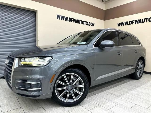 Photo of 2018 Gray Audi Q7