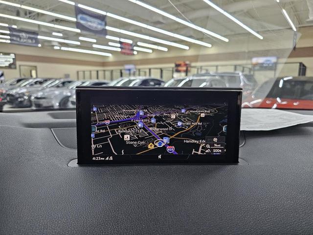 Photo of 2018 Gray Audi Q7