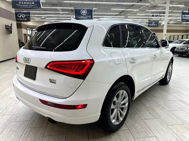 Photo of 2016 White Audi Q5