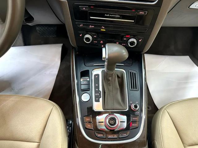 Photo of 2016 White Audi Q5