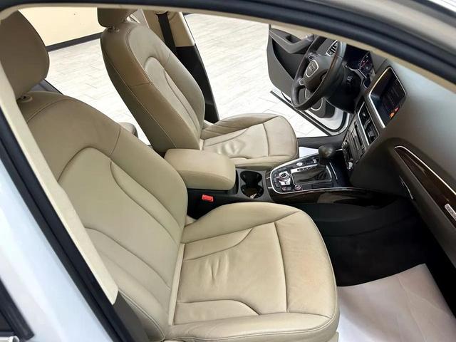 Photo of 2016 White Audi Q5