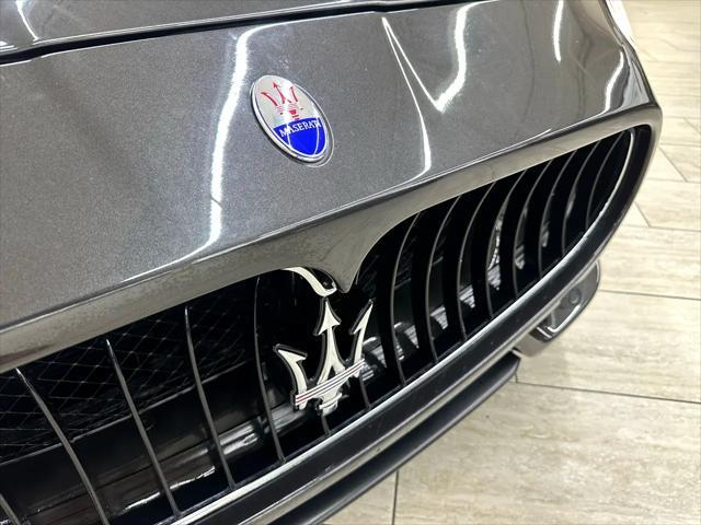 Photo of 2017 Gray Maserati GranTurismo