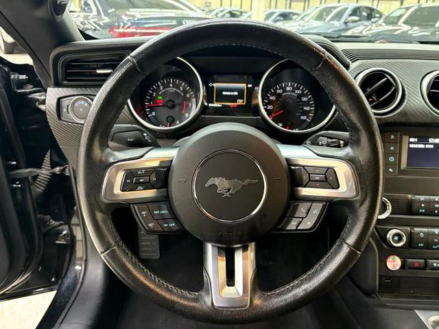 Photo of 2019 Shadow Black Ford Mustang