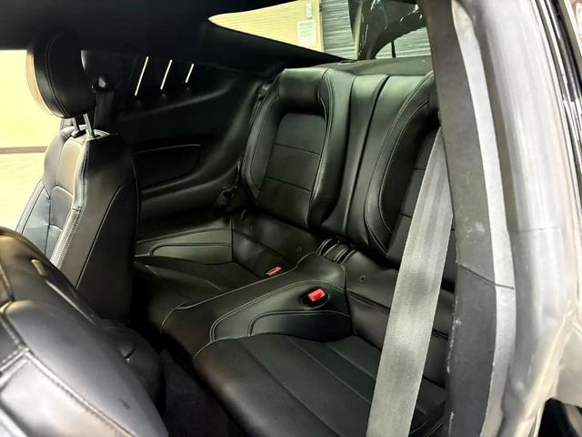 Photo of 2019 Shadow Black Ford Mustang