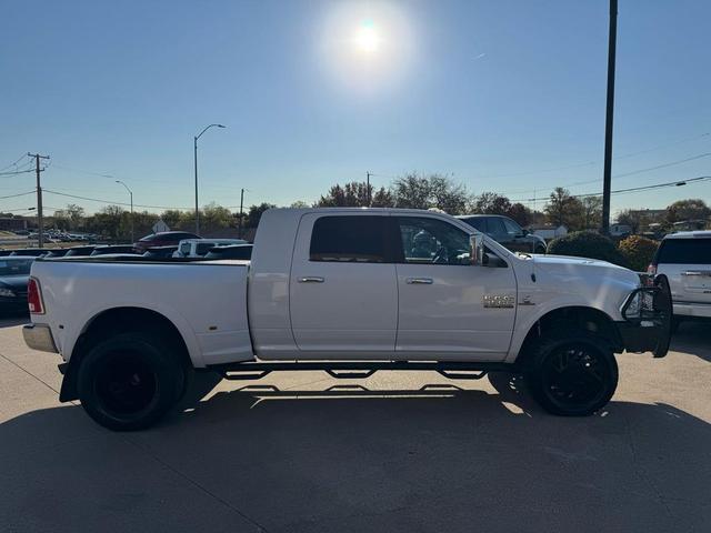 Photo of 2015 Pearl White RAM 3500