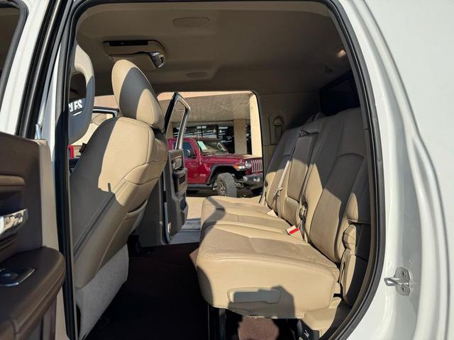 Photo of 2015 Pearl White RAM 3500