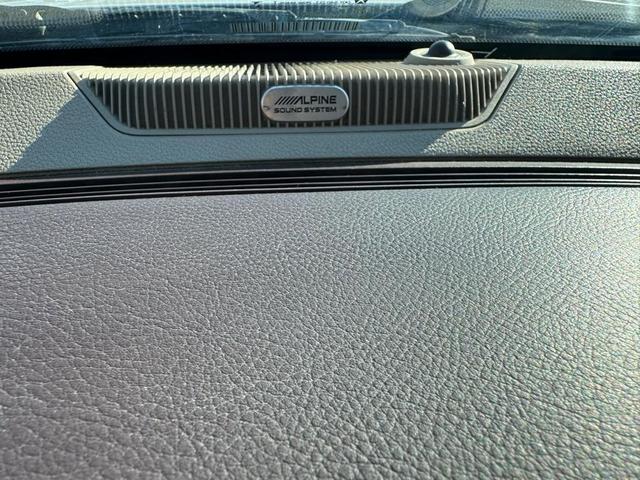 Photo of 2015 Pearl White RAM 3500