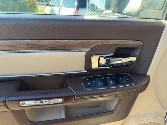 Photo of 2015 Pearl White RAM 3500