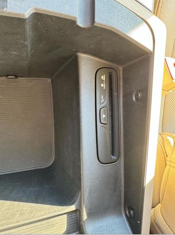 Photo of 2015 Pearl White RAM 3500