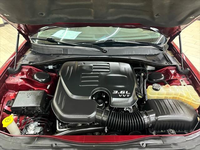 Photo of 2019 Velvet Red Pearlcoat Chrysler 300