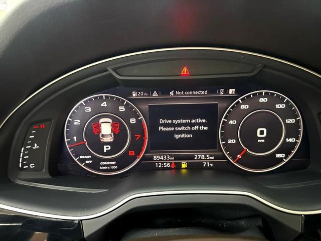 Photo of 2018 White Audi Q7