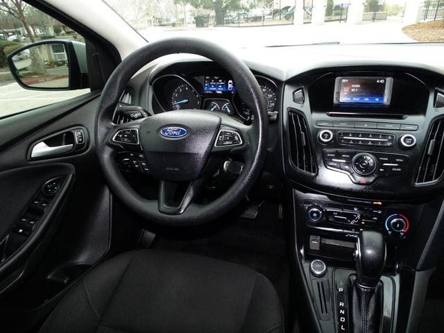 Photo of 2017 Silver Ford Focus