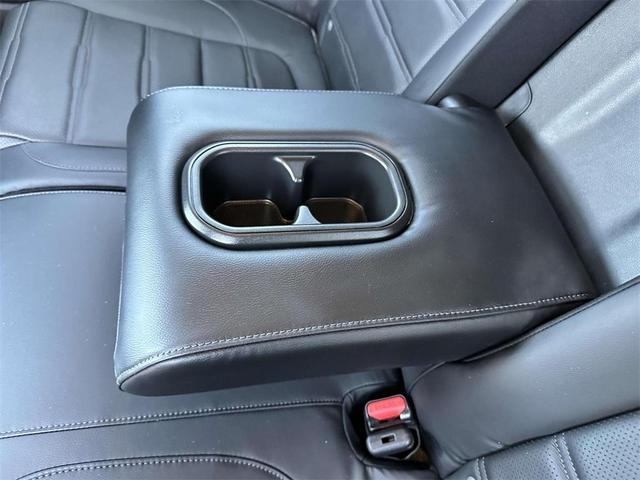 Photo of 2021 Gray Honda CR-V Hybrid
