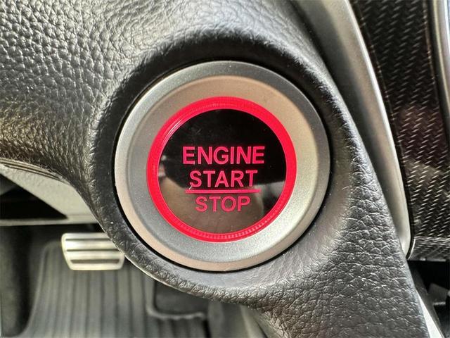 Photo of 2021 Gray Honda Accord