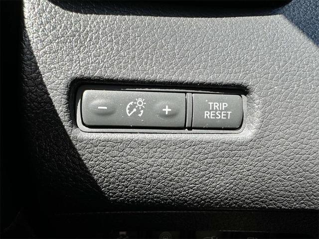 Photo of 2019 Magnetic Black Nissan Rogue