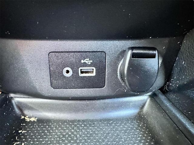 Photo of 2019 Magnetic Black Nissan Rogue