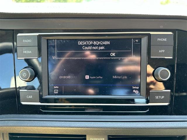 Photo of 2019 Pure White Volkswagen Jetta