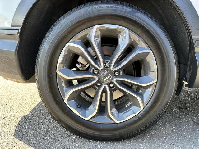 Photo of 2022 White Honda CR-V