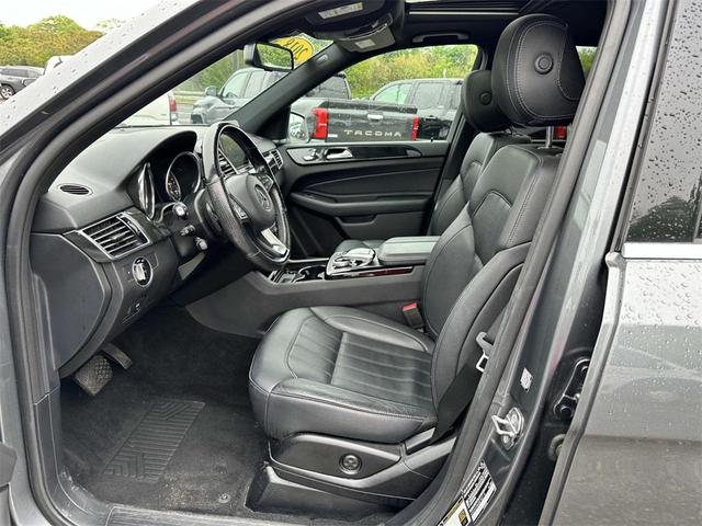 Photo of 2018 Gray Mercedes-Benz GLE 350