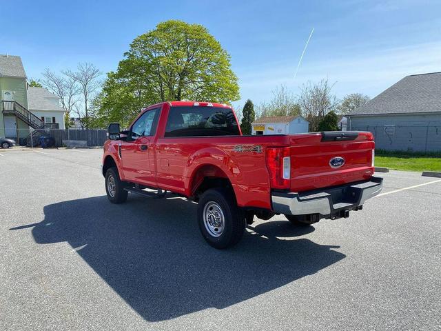 Photo of 2019 Race Red Ford F-250