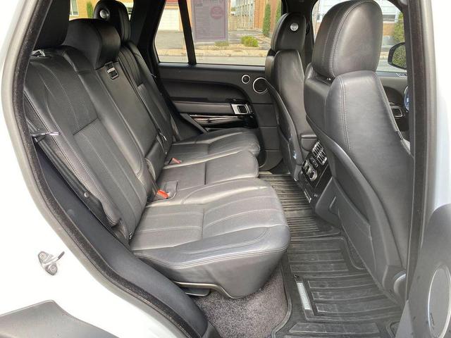 Photo of 2016 Fuji White Land Rover Range Rover