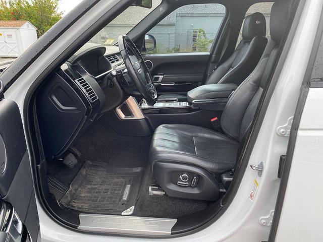 Photo of 2016 Fuji White Land Rover Range Rover