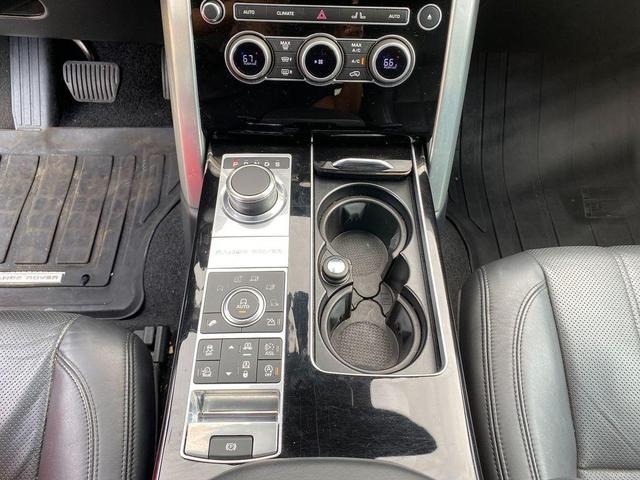 Photo of 2016 Fuji White Land Rover Range Rover