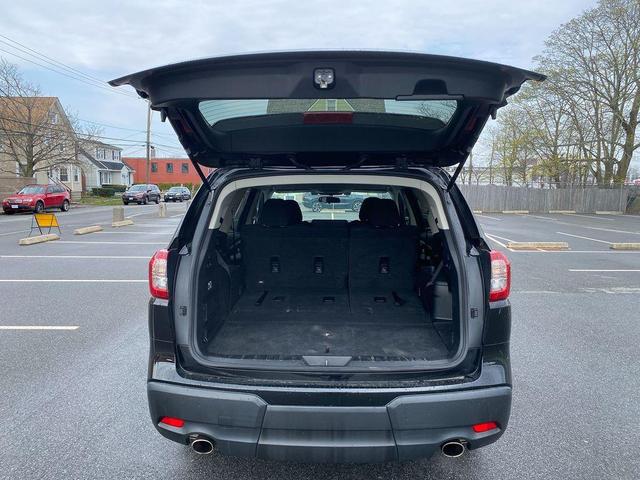 Photo of 2022 Crystal Black Silica Subaru Ascent