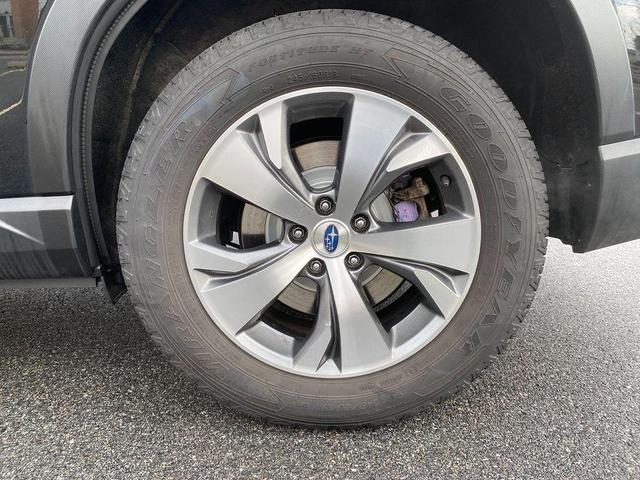 Photo of 2022 Crystal Black Silica Subaru Ascent