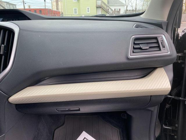 Photo of 2022 Crystal Black Silica Subaru Ascent