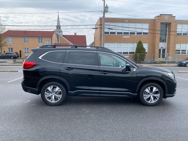 Photo of 2022 Crystal Black Silica Subaru Ascent