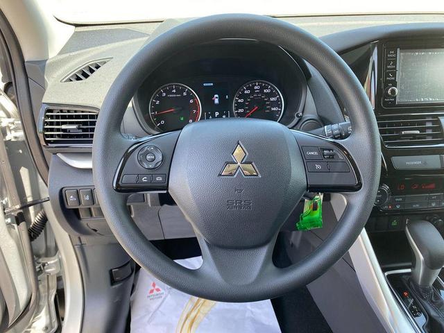 Photo of 2025 Alloy Silver Metallic Mitsubishi Eclipse Cross