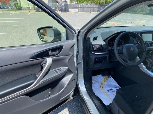 Photo of 2025 Alloy Silver Metallic Mitsubishi Eclipse Cross